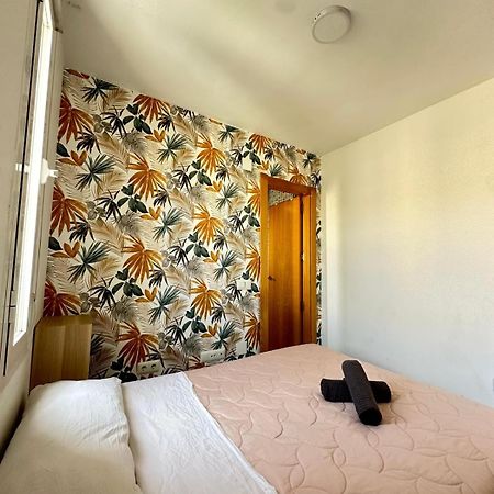 Apartamentos Playa Huelin Málaga Dış mekan fotoğraf