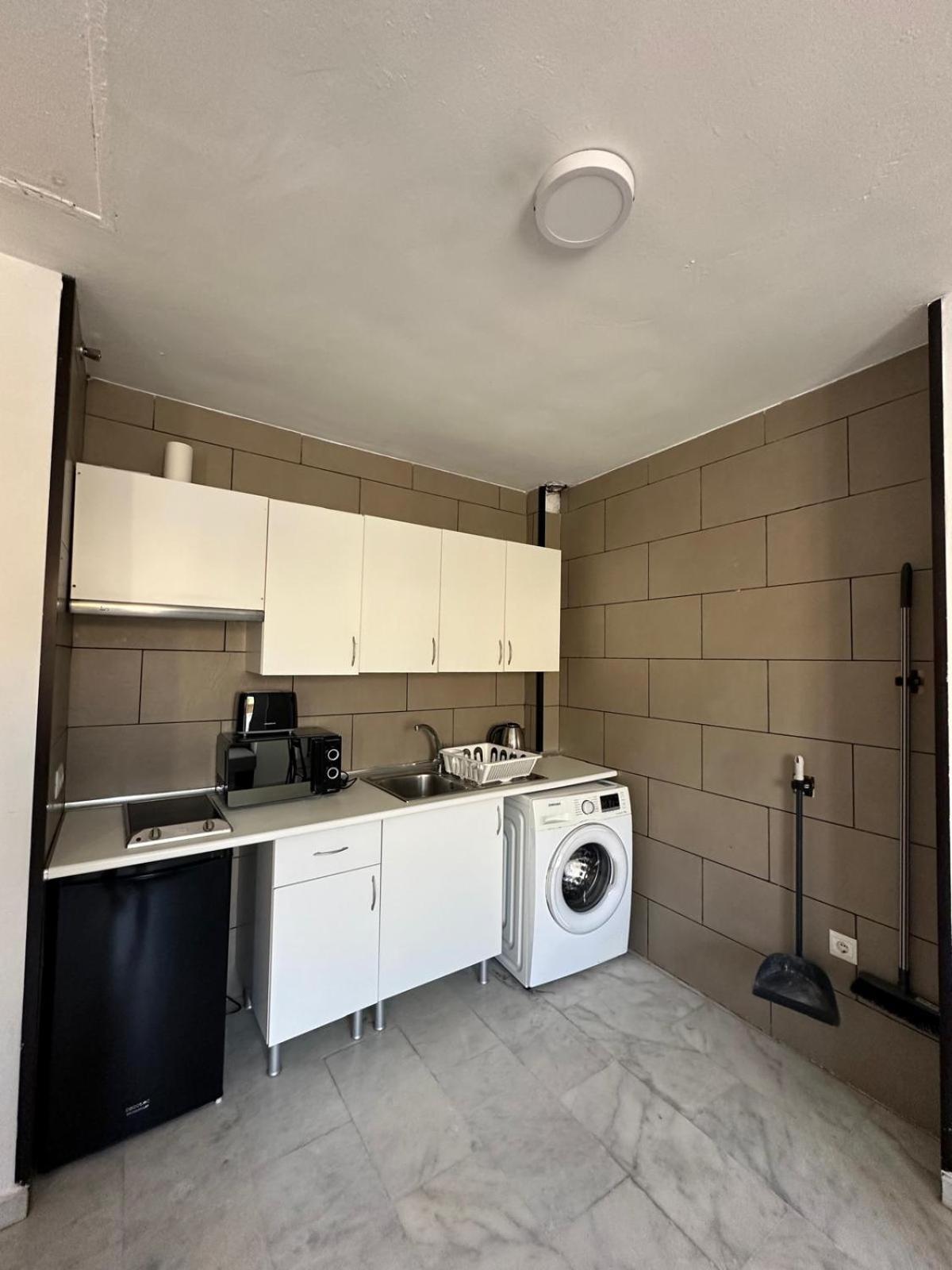 Apartamentos Playa Huelin Málaga Dış mekan fotoğraf